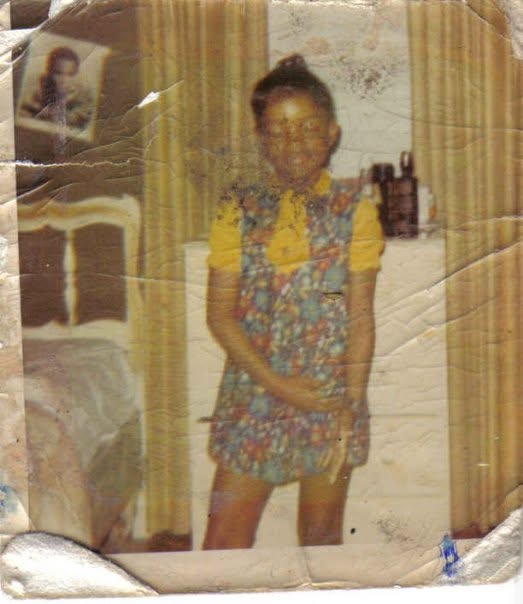 Leslie in a flowery dress